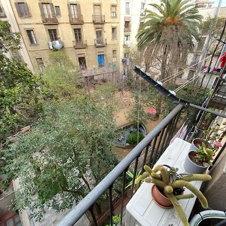 Daire Lovely 2-bed In Barcelonas Location