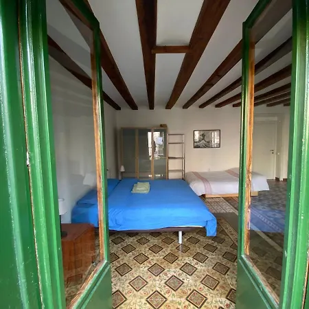 Lovely 2-bed In Barcelonas Location Barselona