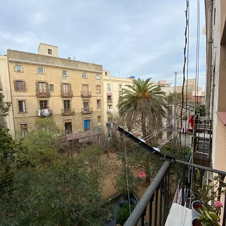 Lovely 2-bed In Barcelonas Location Daire