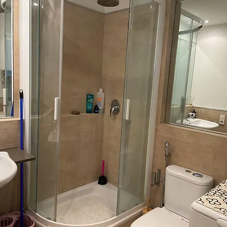 Daire Lovely 2-bed In Barcelonas Location Barselona