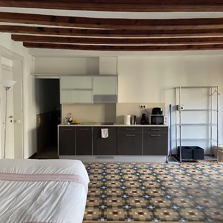 Lovely 2-bed In Barcelonas Location Barselona